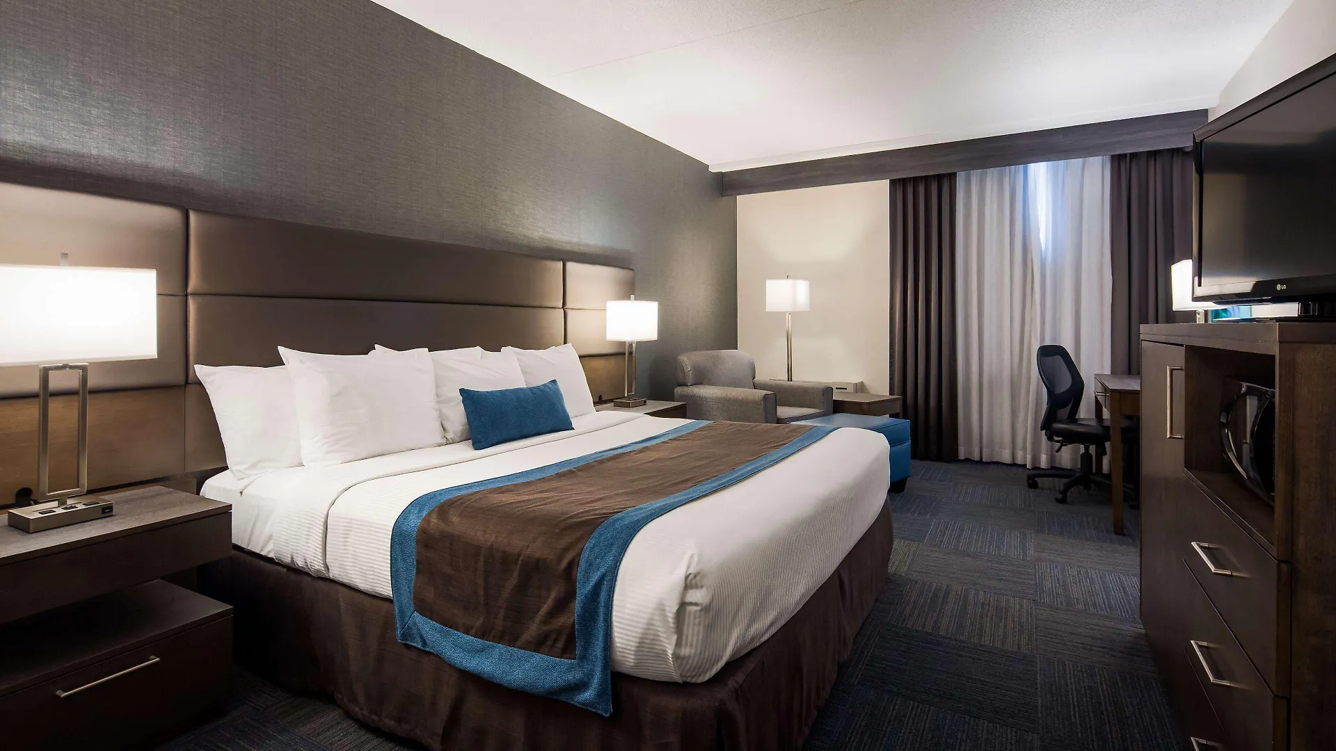 ***  Best Western Plus Toronto Airport Hotel Mississauga Kanada