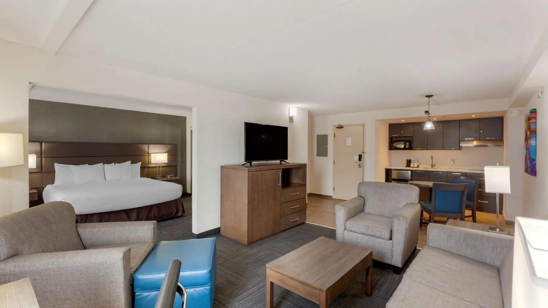 Best Western Plus Toronto Airport Hotel Mississauga