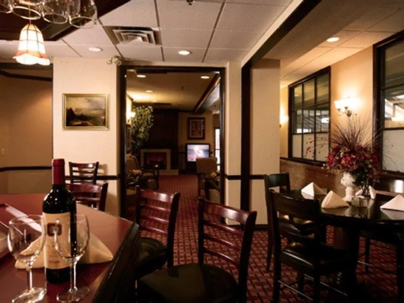 Best Western Plus Toronto Airport Hotel Mississauga