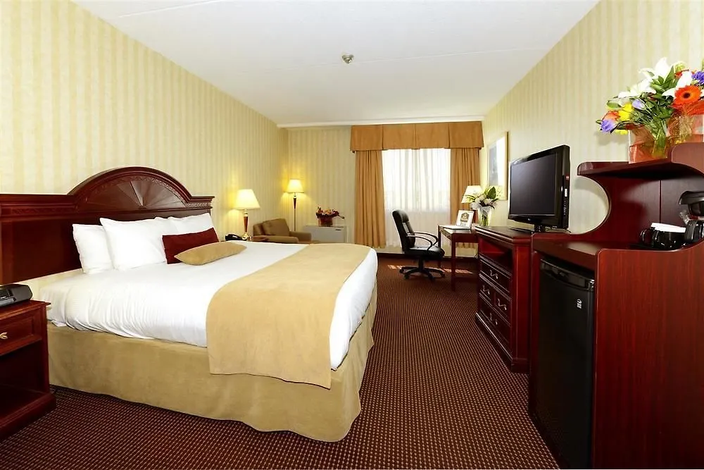 ***  Best Western Plus Toronto Airport Hotel Mississauga Canada