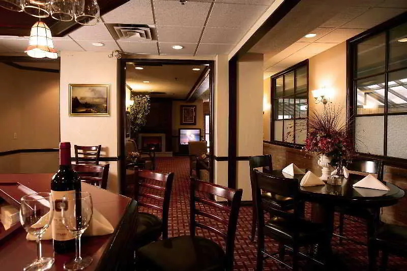 Best Western Plus Toronto Airport Hotel Mississauga
